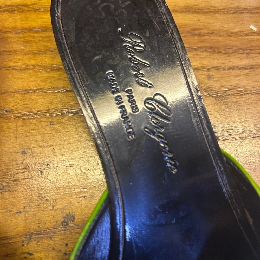 Robert Clergerie wmn 8.5 Green Patent‎ Leather Chain vtg Y2K kitten heel sandals